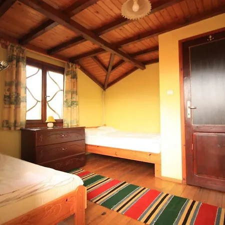 بيت للعطل Belcheva Kashta