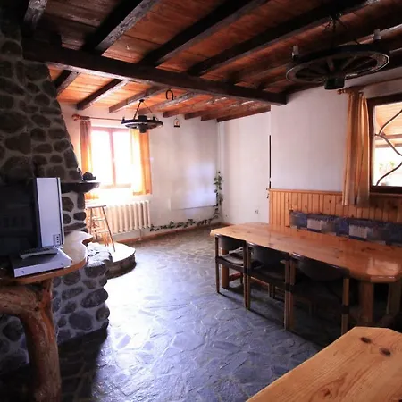 Belcheva Kashta * بانيا