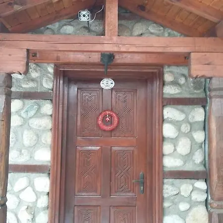 بيت للعطل Belcheva Kashta *